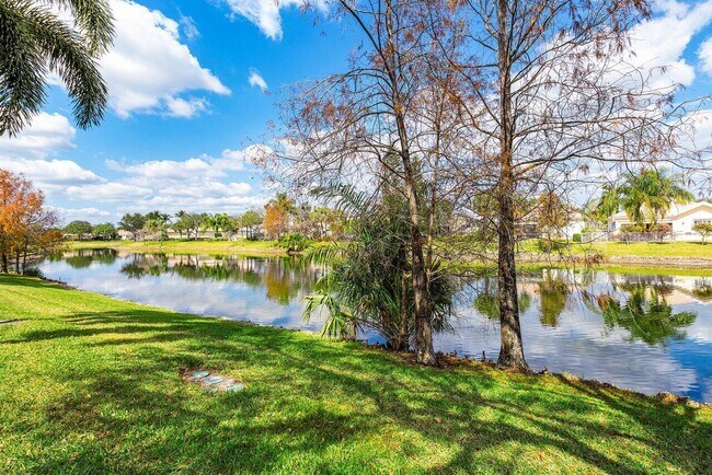 Building Photo - 8033 Kaliko Ln