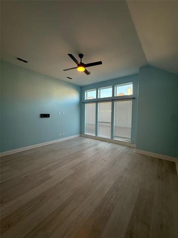 Building Photo - 2517 Valley Glen Dr