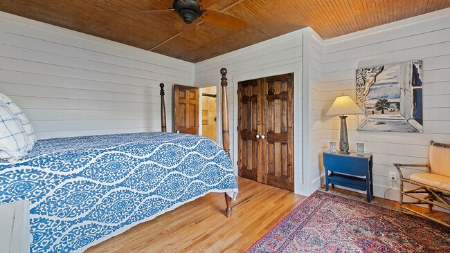 Building Photo - 858 Debordieu Blvd