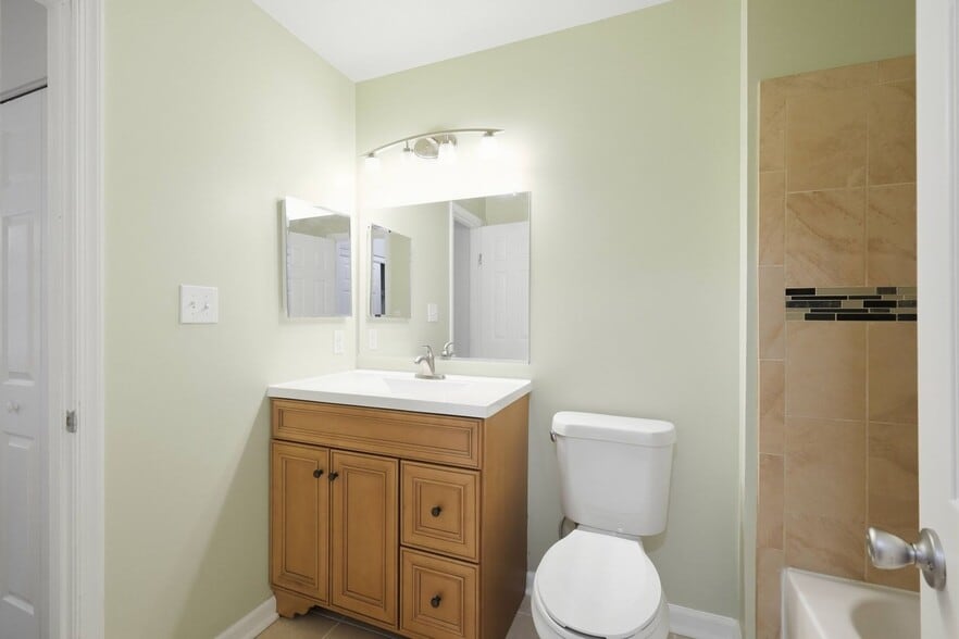 Building Photo - 13631 Winterspoon Ln