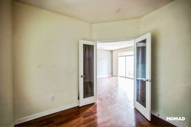 Building Photo - Charming 2BR Condo in Denver