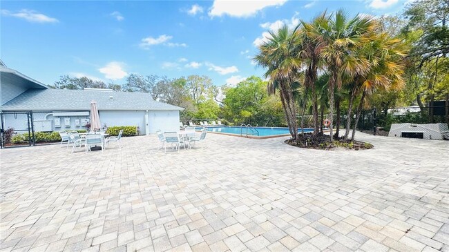 Building Photo - 7200 E Bank Dr