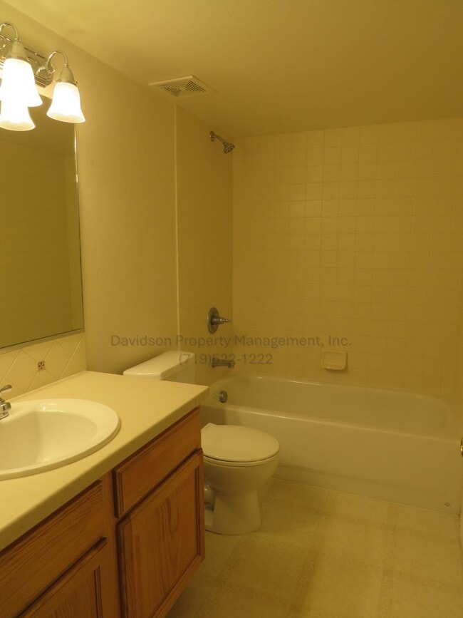 Building Photo - Beautiful 3 Bedroom Rancher in Stetson Hills