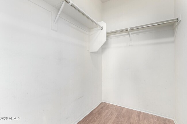 Building Photo - 19411 W Jefferson St