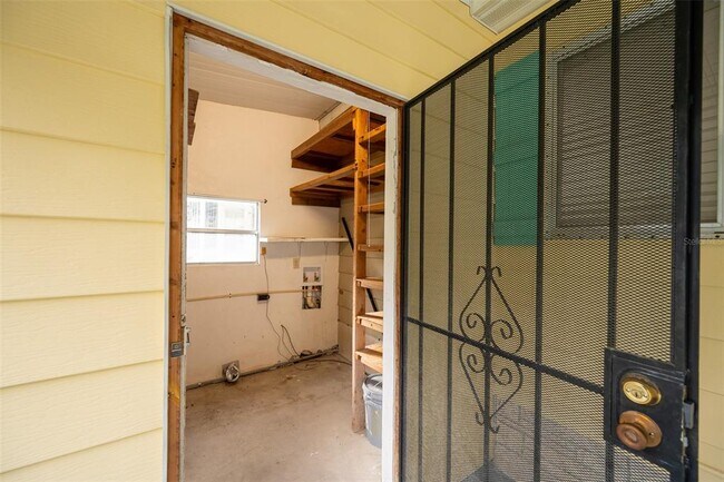 Building Photo - 8476 NW 39th Cir