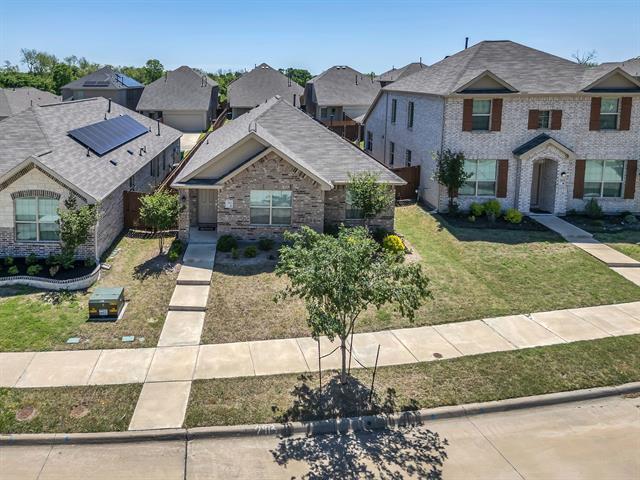 Building Photo - 2913 Meadowlands Dr