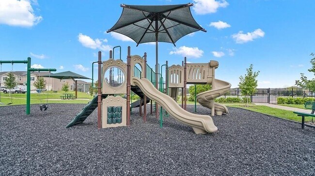 Building Photo - 2999 Maloof Dr