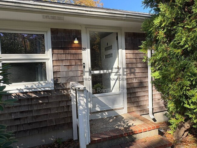 Building Photo - 20 Ellis Dr