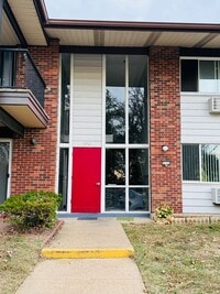 Building Photo - Spacious 2 Bedroom Hazelwood Apartment
