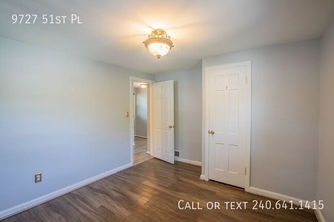 Building Photo - 9727 51st Pl