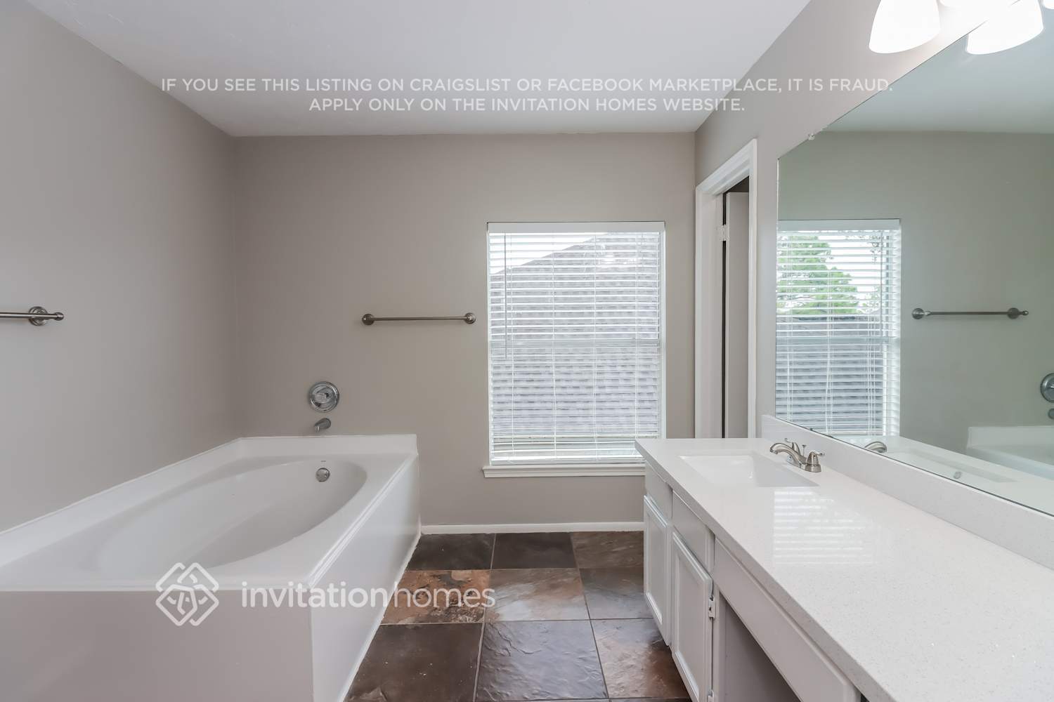 Building Photo - 2010 Dublin Dr