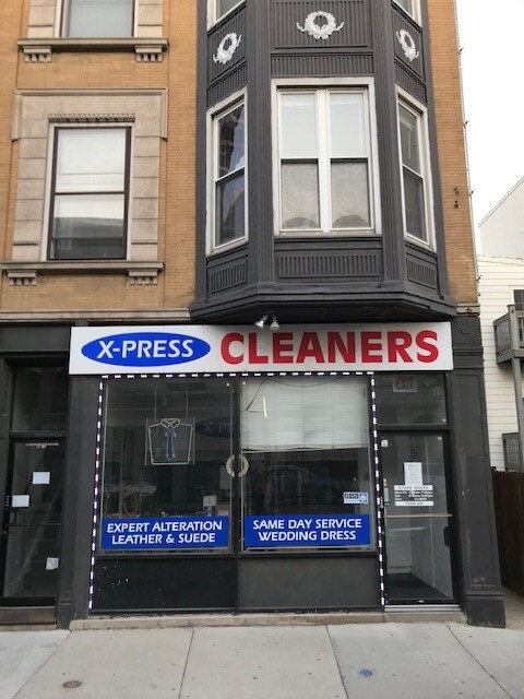 Primary Photo - 2615 N Halsted St
