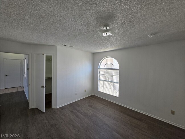 Building Photo - 3150 N Soft Breezes Dr