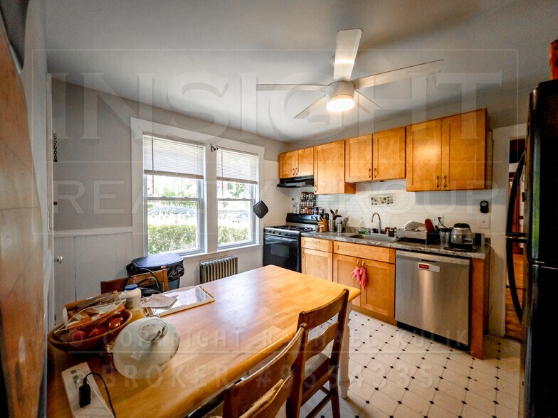 Primary Photo - 26 Saint Rose St