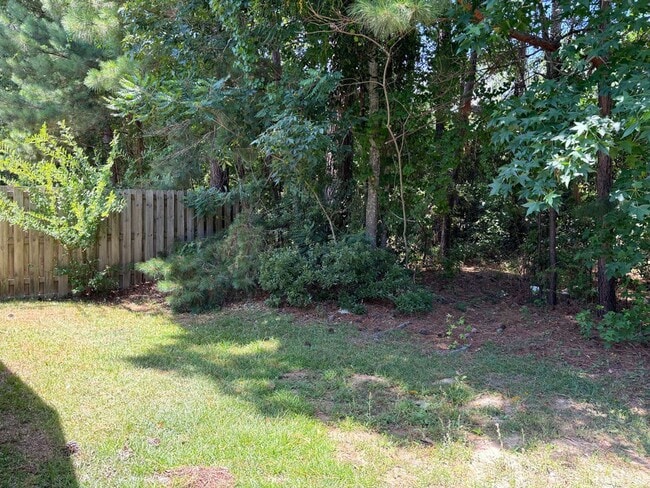 Building Photo - Available 7/9. Gorgeous, Fully Remodeled 3...