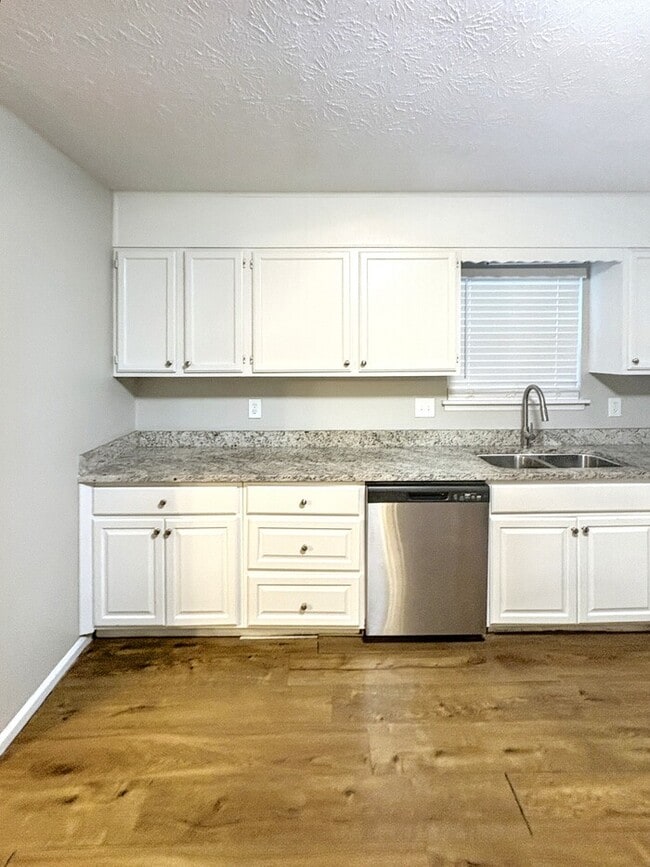 Building Photo - 2785 Greenbower Ct