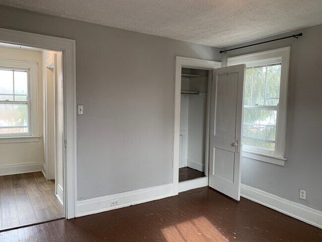 Building Photo - 3340 W Galbraith Rd