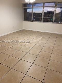 Building Photo - 1591 NE Miami Gardens Dr