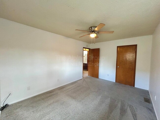 Building Photo - 6080 SW Valley Ave