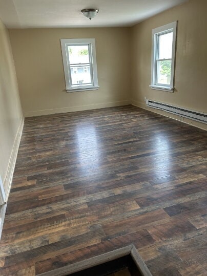 Building Photo - 2 Bedroom Available in Caledonia – Available early October