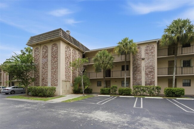 Building Photo - 3361 NW 85th Ave