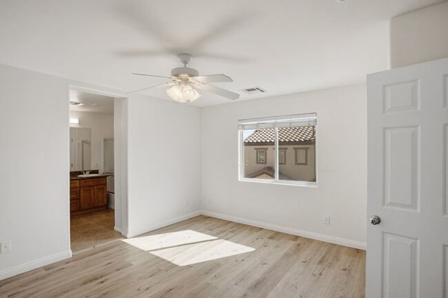 Building Photo - Well Kept Summerlin 3 Bedroom Home