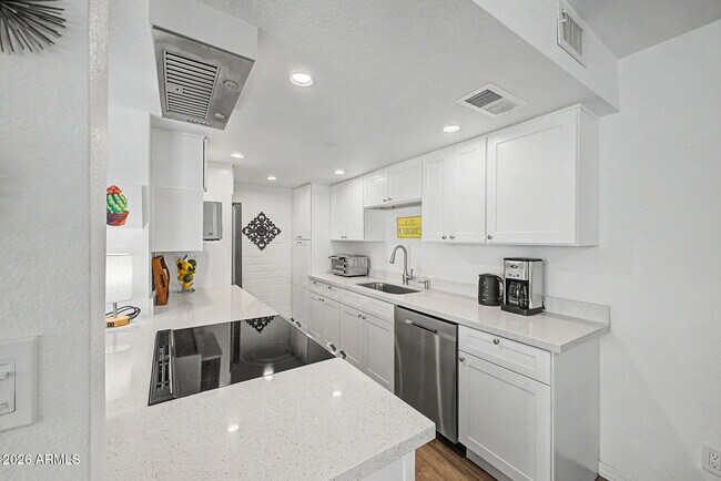 Building Photo - 4158 N 81st St