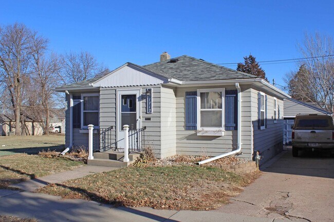 Building Photo - 2-Bedroom, 1-Bath House for Rent