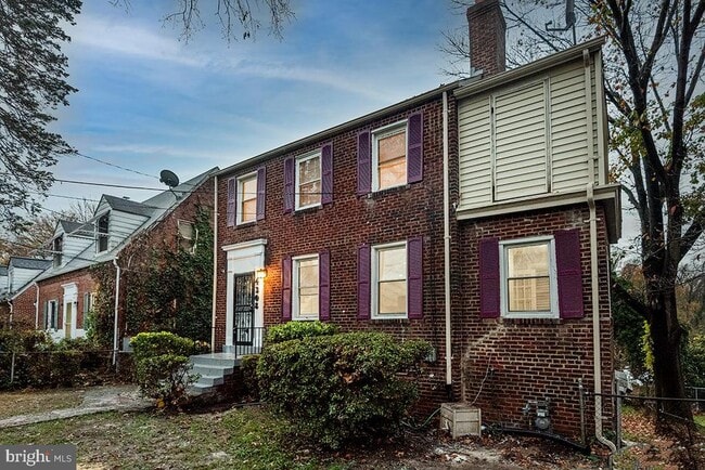 Building Photo - 4308 Alabama Ave SE