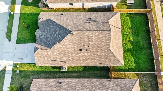 Building Photo - 14725 Mainstay Way