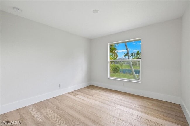 Building Photo - 1073 Rose Garden Rd