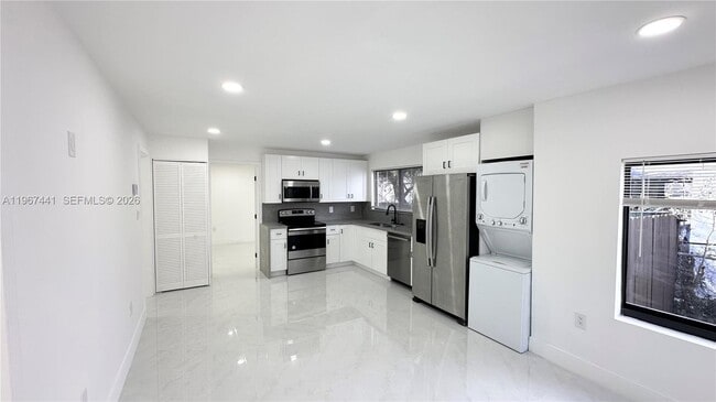 Building Photo - 1304 NW 43rd St