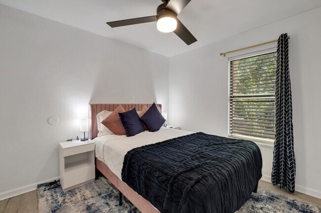 Building Photo - 2412 Talco Hills Dr