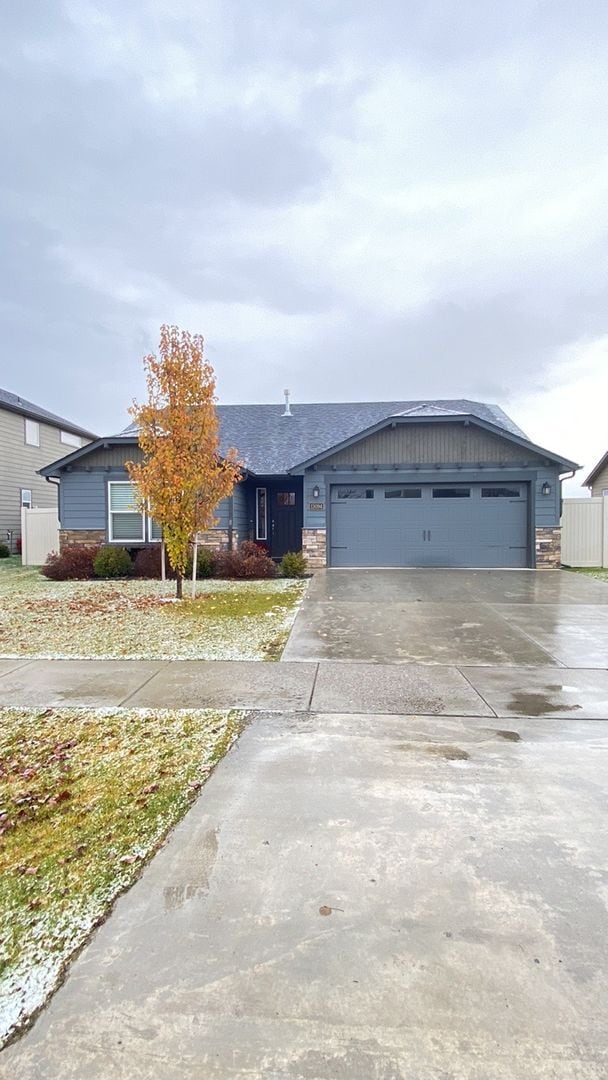 Building Photo - Beautiful North Hayden Neighborhood