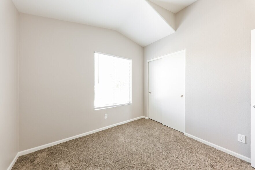 Building Photo - 4907 W Marco Polo Rd