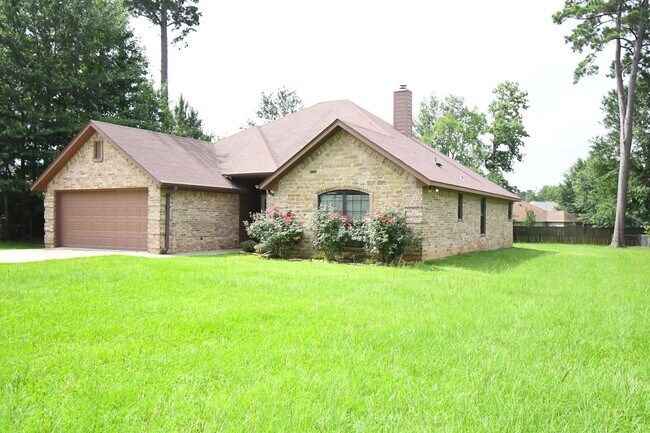 Building Photo - Lovely 4 Bedroom 2 Bath in Flint!