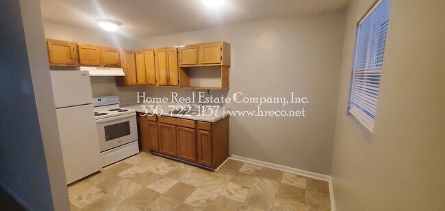 Building Photo - 1400 W Academy St