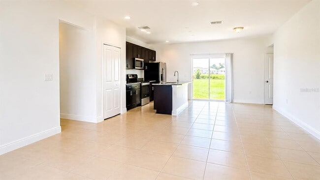 Building Photo - 267 Marion Oaks Golf Rd