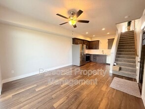 Building Photo - 1530 NW 29th Pl