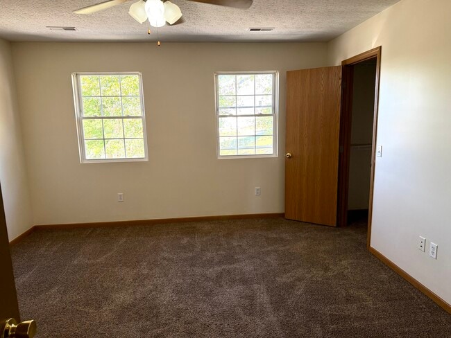 Building Photo - 1 Frankie Ln