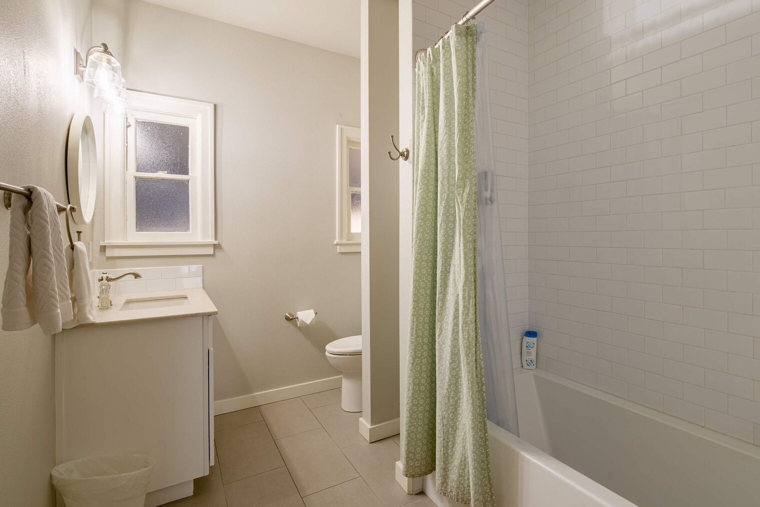 Building Photo - 3046 NE Glisan St