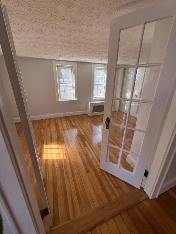 Building Photo - 891 Mammoth Rd