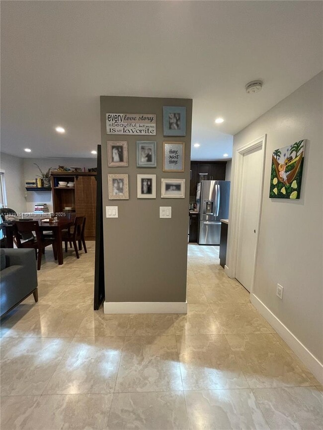 Building Photo - 7483 SW 109th Ave