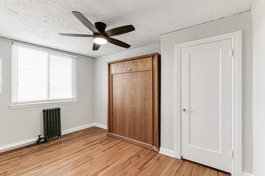 Building Photo - 1666 Detroit St