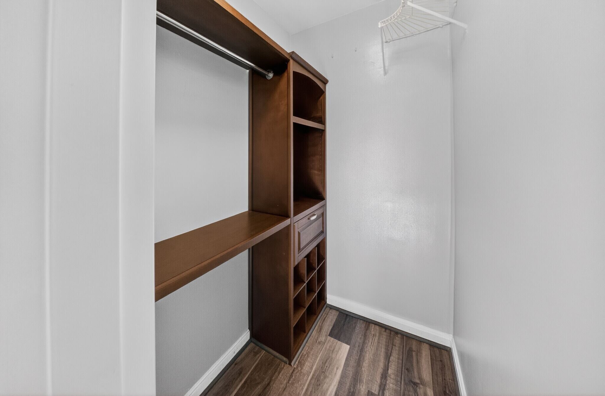 Building Photo - 5112 MacArthur Blvd NW