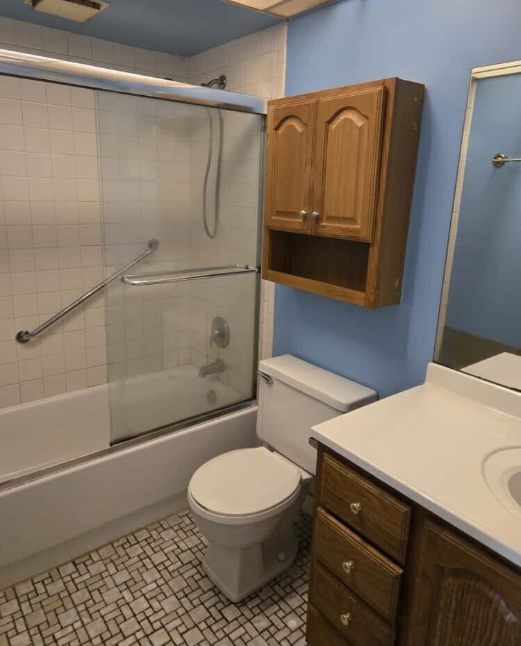 Building Photo - 450 Plum Creek Dr