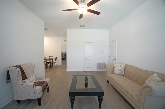Building Photo - 12470 Bergstrom Bay Dr