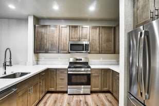 Building Photo - The Boulders at Fountaingrove