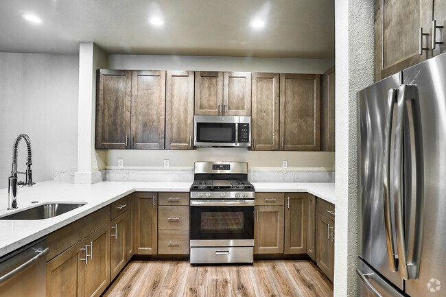 Building Photo - The Boulders at Fountaingrove