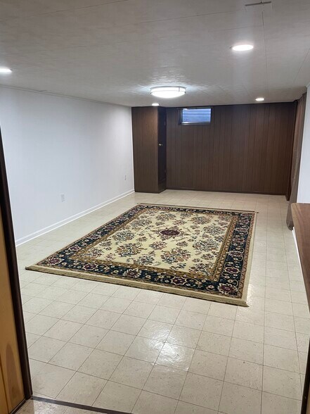 lower level - 630 Wilson Dr